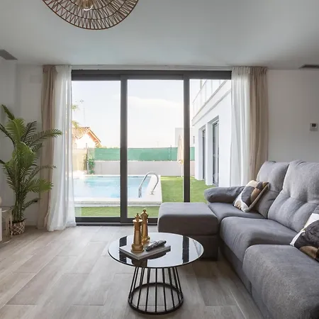 Villa Casa Blanca - Con Piscina Chiva